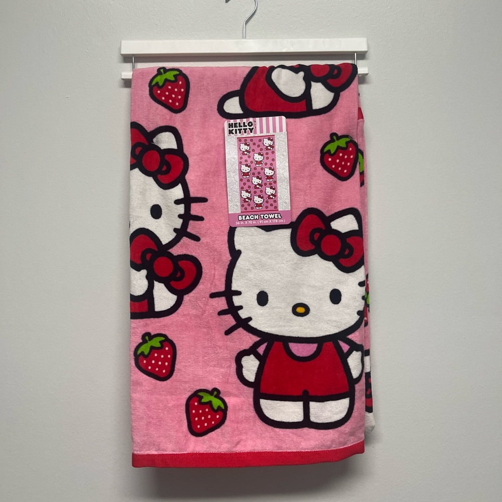 NEW Hello Kitty Beach Towel